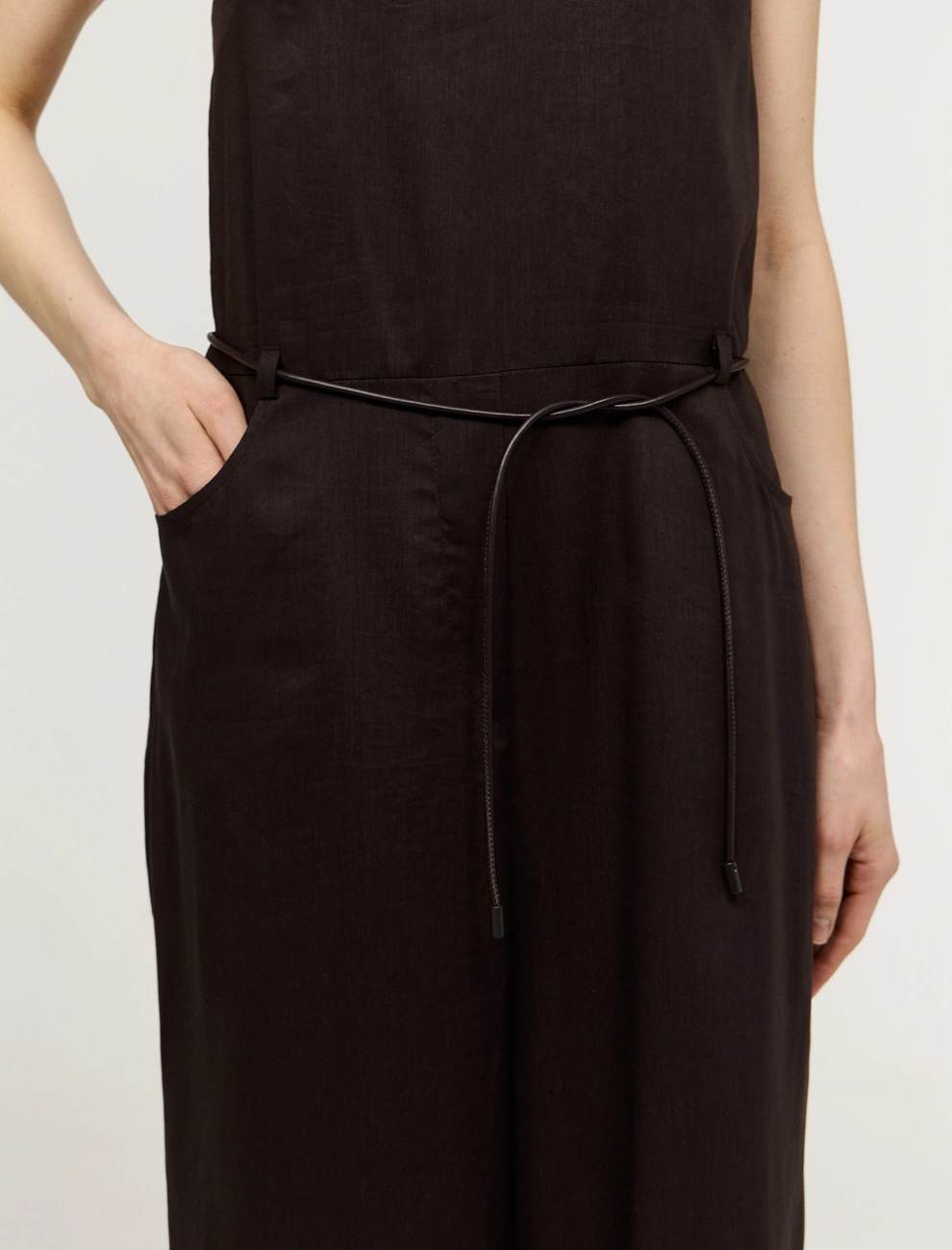 Коричневый комбинезон из крапивы фото 6