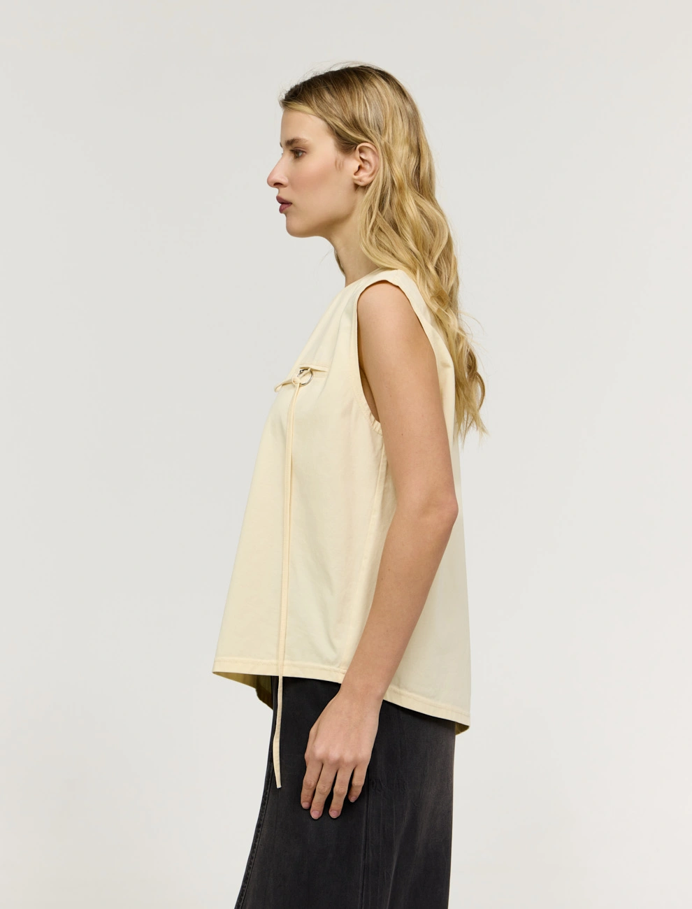 Сливочная блузка с ассиметричным низом фото 4