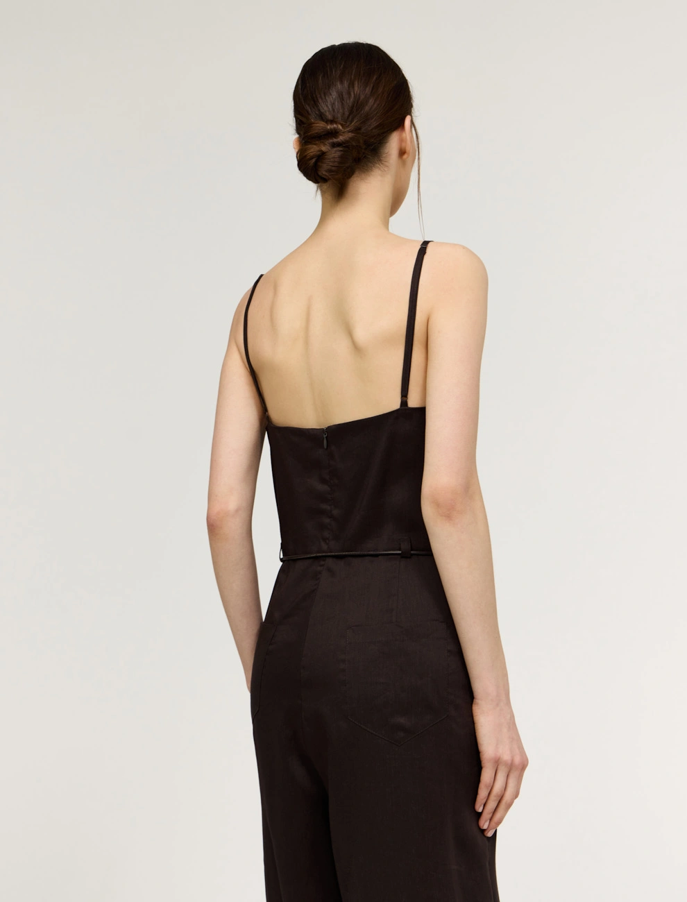 Коричневый комбинезон из крапивы фото 4